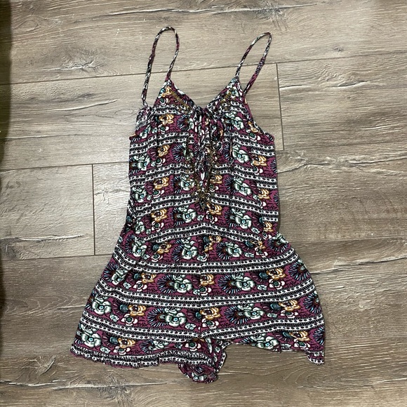 American Eagle Romper - Picture 7 of 7